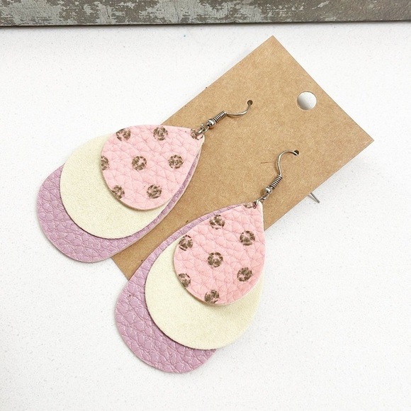 Polkadot print teardrop hand made earrings - Picture 1 of 2